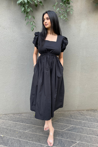 Suzan - Black Maxi Dress With Side Cuts
